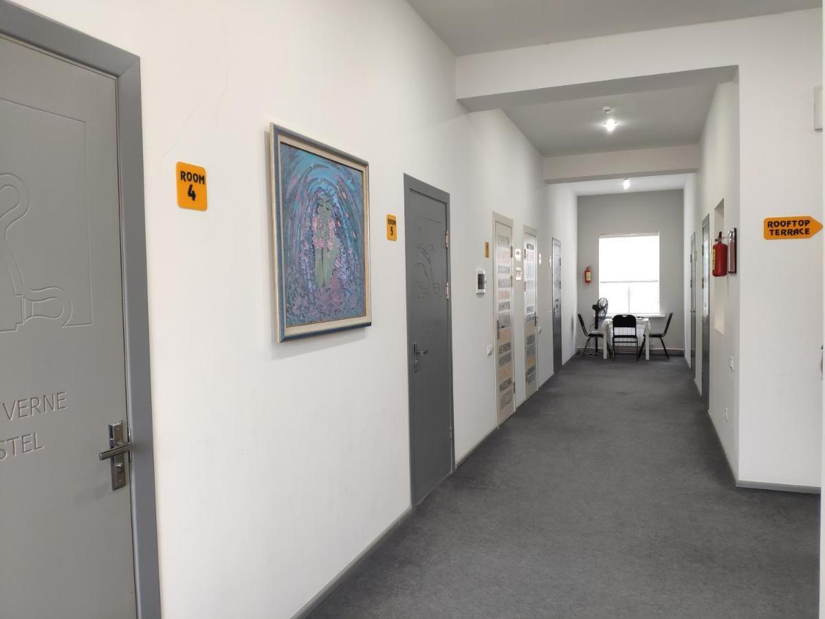 Jules Verne Hostel Tasjkent Eksteriør bilde