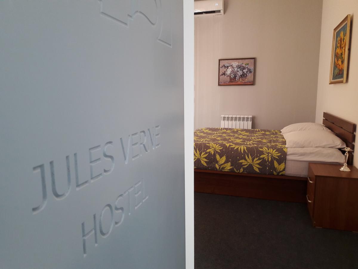 Jules Verne Hostel Tasjkent Eksteriør bilde