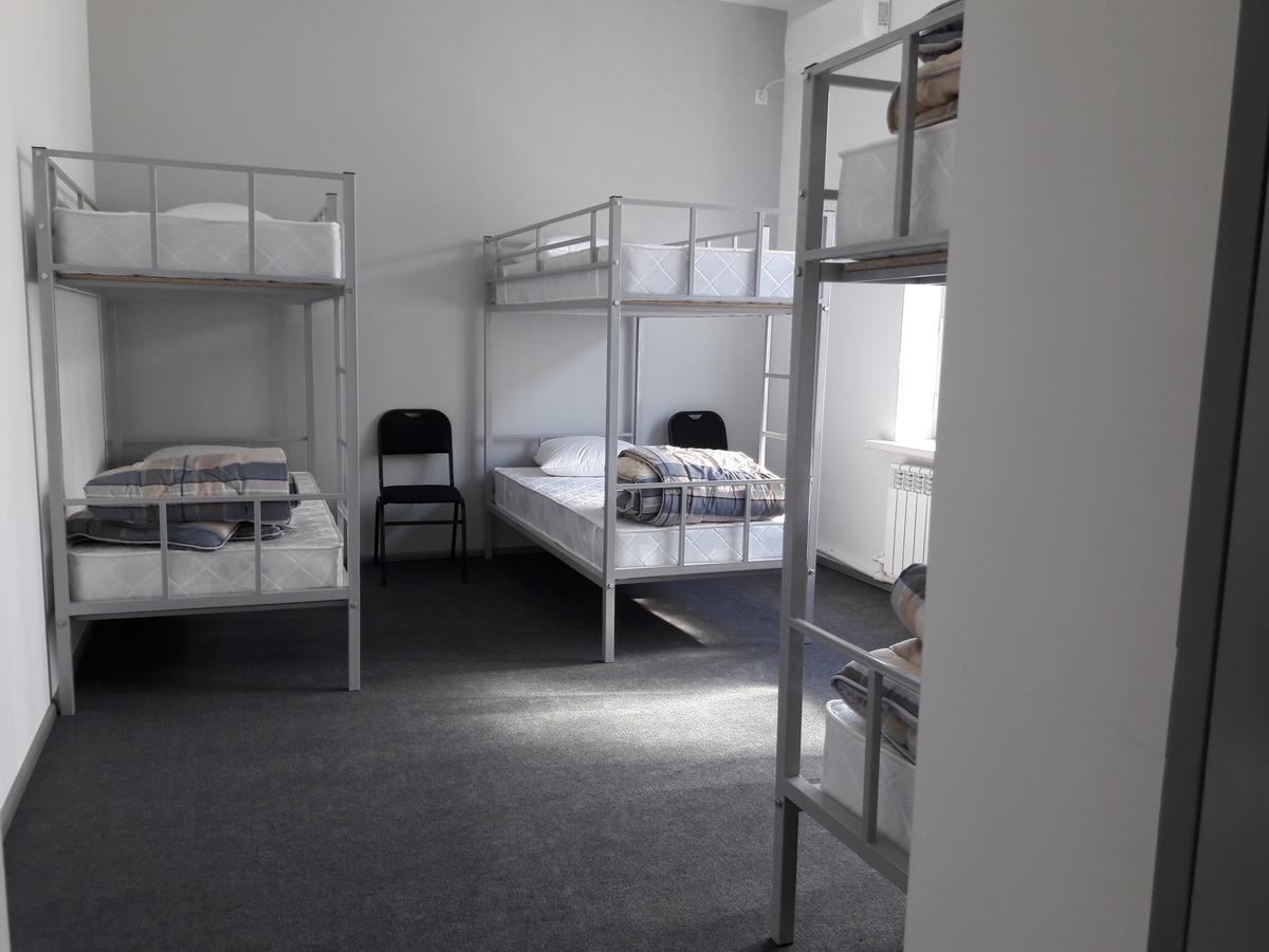 Jules Verne Hostel Tasjkent Eksteriør bilde